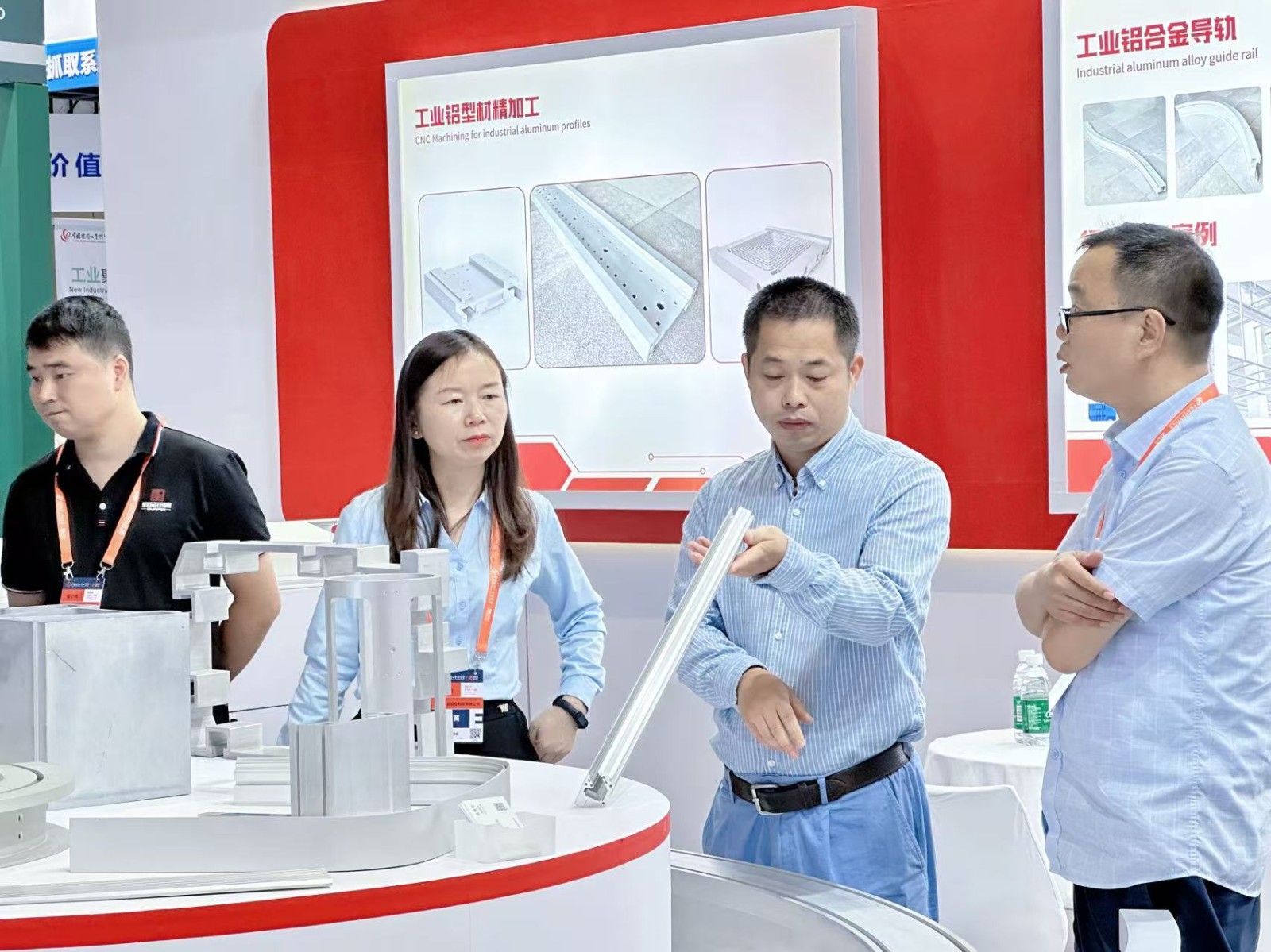 工博会上的惊艳亮相：上海OETY欧亿铝业科技有限...